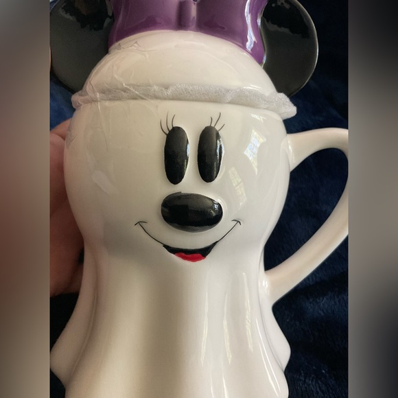 Disney Other - Ghost Minnie coffee mug with lid